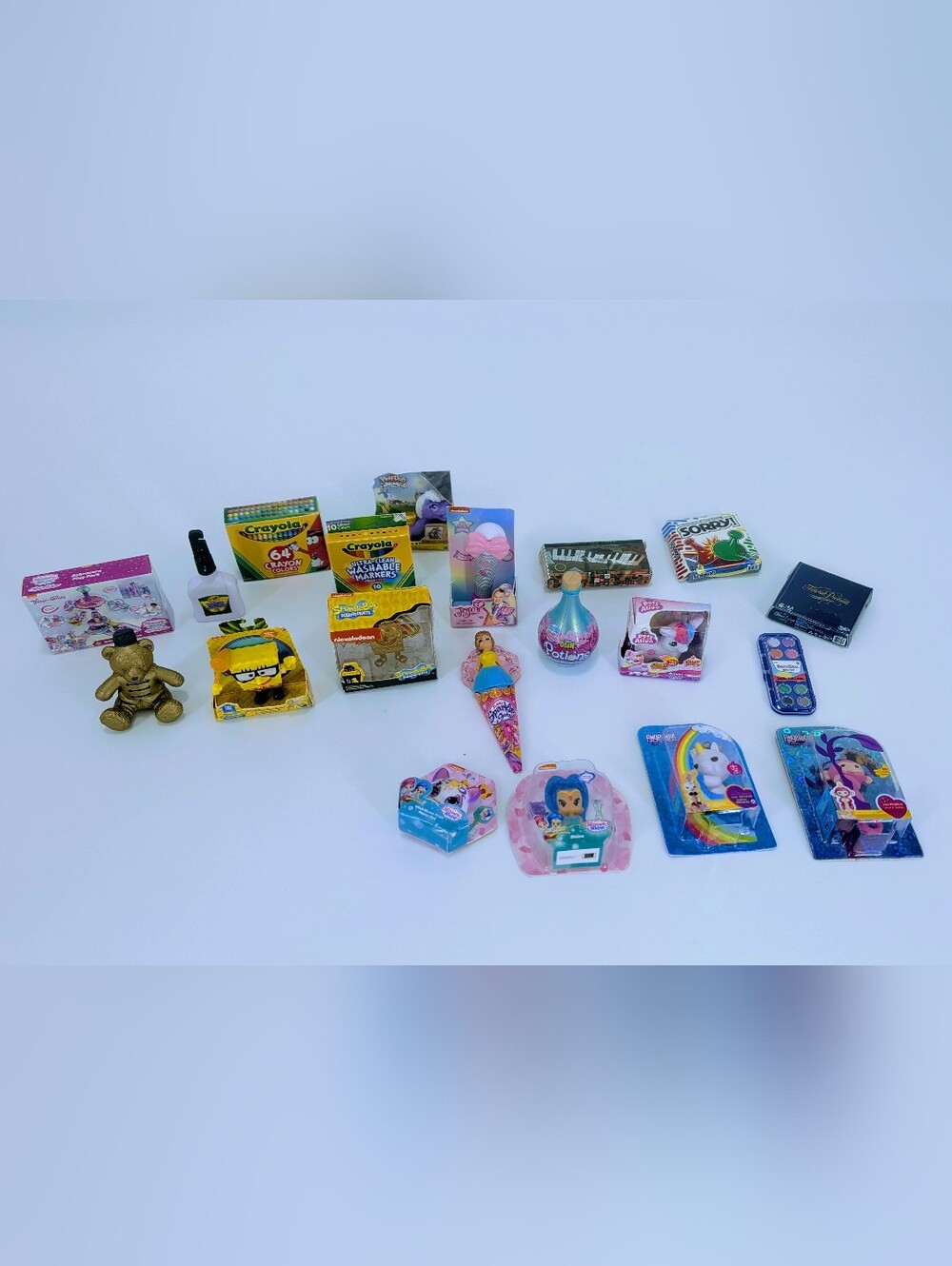 Zuru Mini Brands Toys with SpongeBob Gold, Golden Bear, Fingerling Toys, Crayola